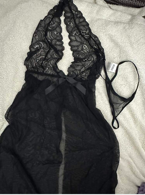DAZY 2pcs/Set Sheer Lace & Mesh Panel Halter Backless Nightgown With G-String Lingerie Set