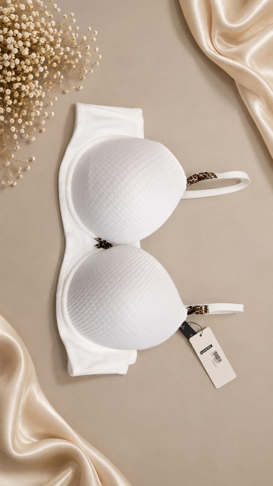 Premium, comfortable designed bra Half Push-Up
