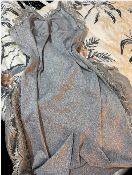 Solid Color Comfortable Women's Sexy Lingerie, Split Lace Lace V-Neck Adjustable Straps Halter Nightdress Sexy Dress