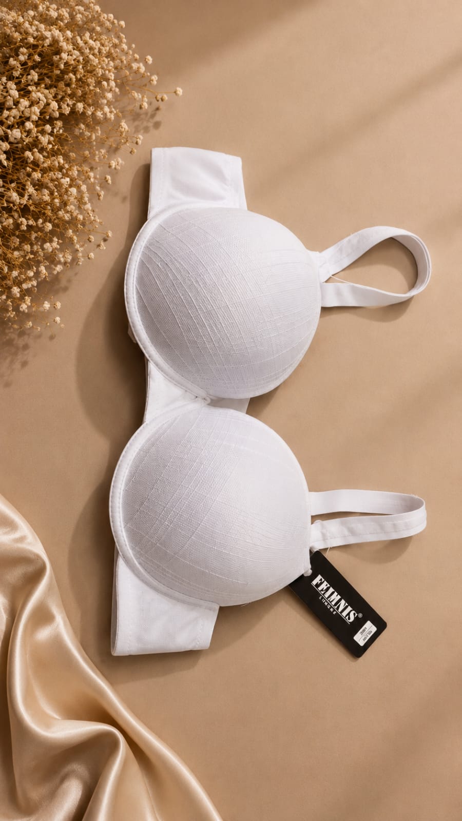 Elegant bra with a modern and comfortable design