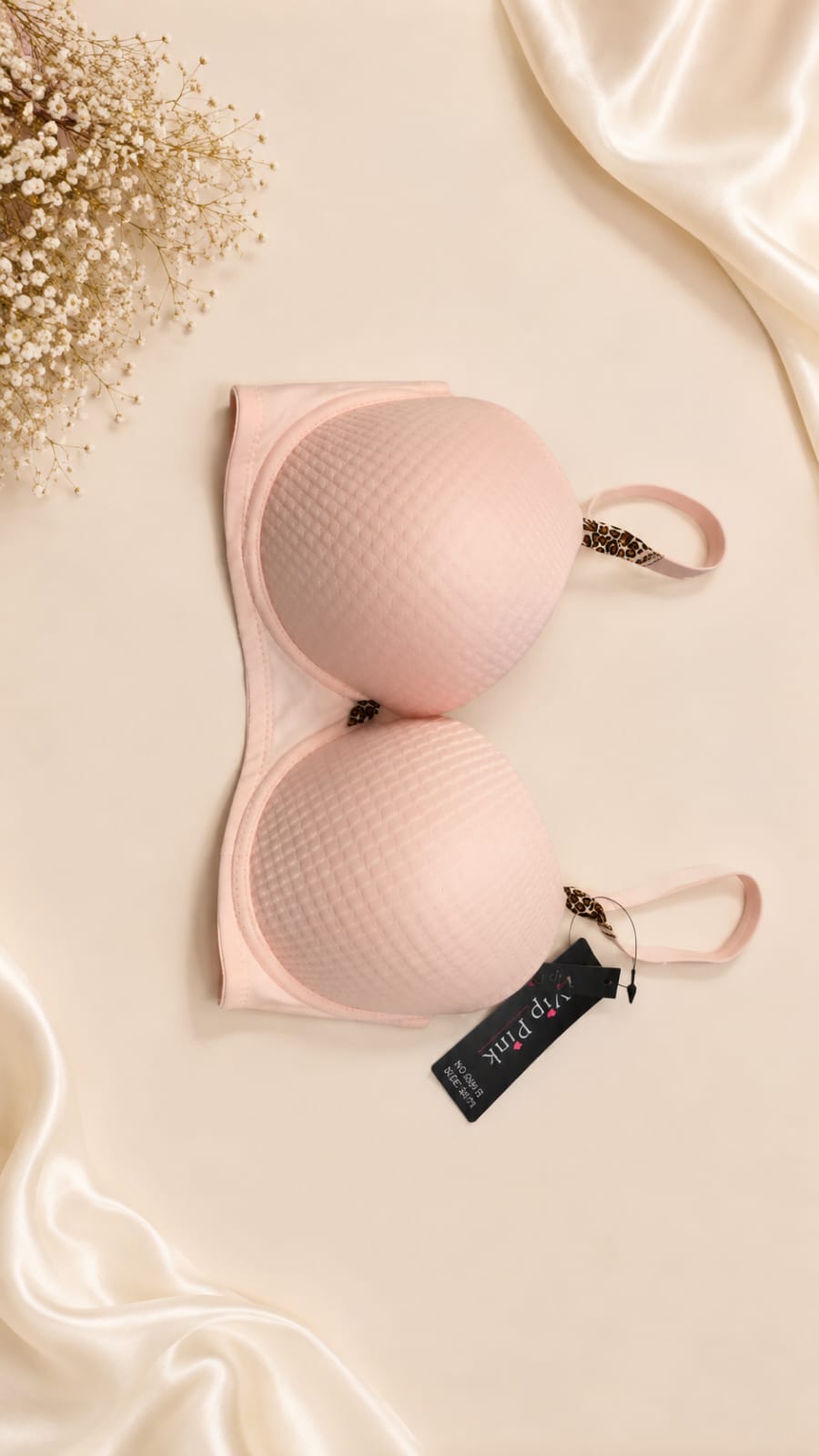 Premium, comfortable designed bra Half Push-Up