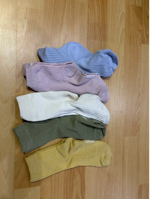 5 Pairs Of Random Delivery Solid Color Women's Socks For Autumn And Winter, White Sports Letter Mid-Tube Socks For Winter