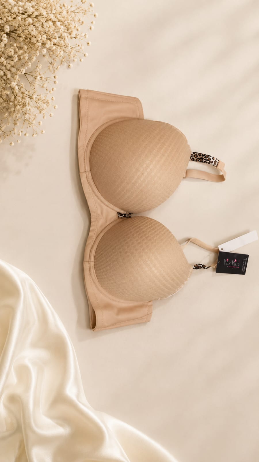 Premium, comfortable designed bra Half Push-Up